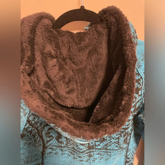 Women’s size 6 limited edition  Scuba Hoody - Picture 4 of 4